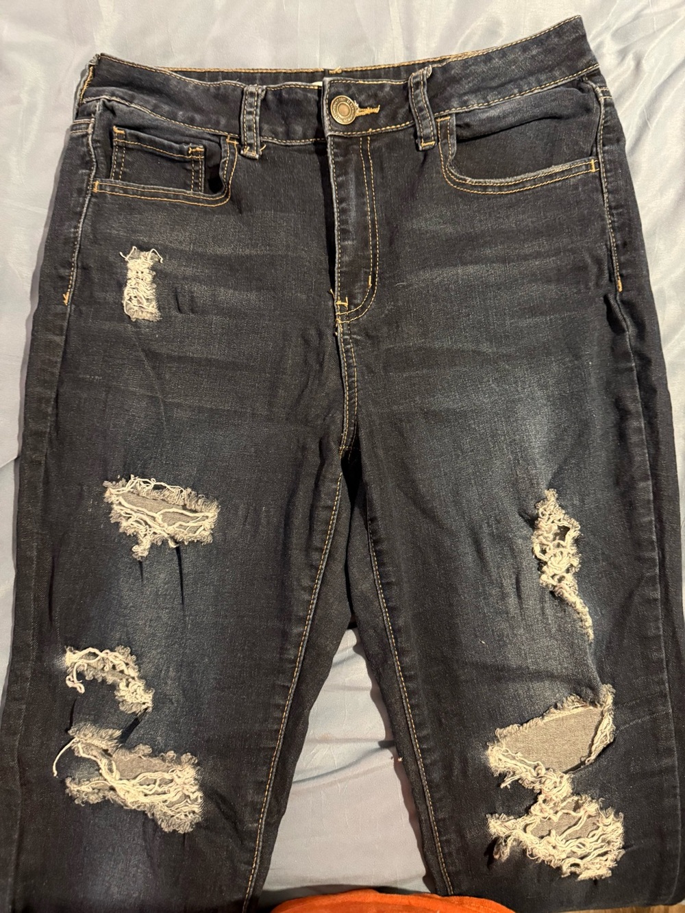 SO Women’s Dark Wash Distressed Skinny Jeans